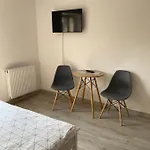 Guest house Anna Centrum-pokoje Przy Plazy 3*