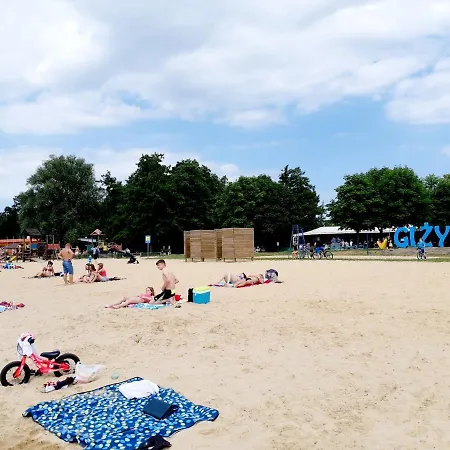 Konukevi Anna Centrum-pokoje Przy Plazy Giżycko