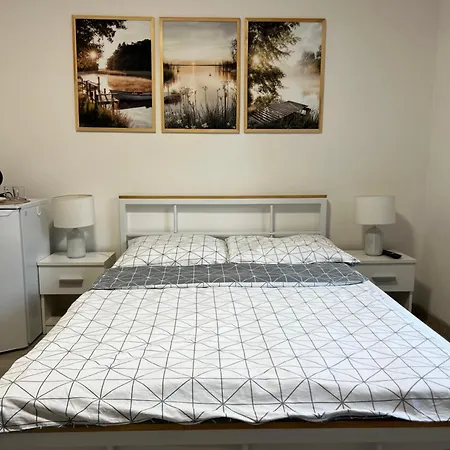 Anna Centrum-pokoje Przy Plazy 3*