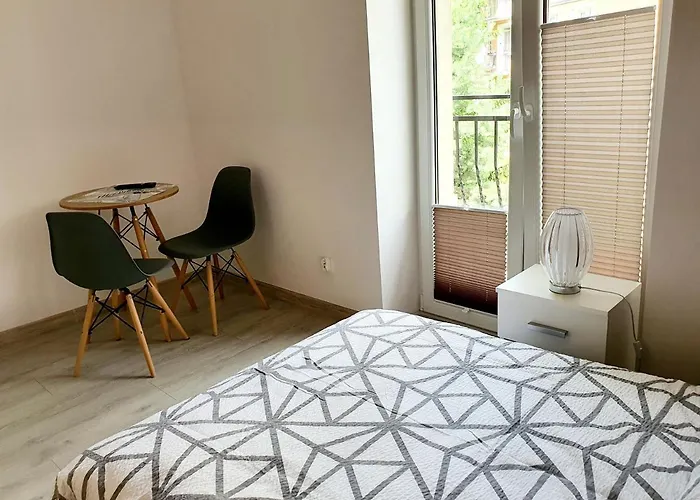 Guest house Anna Centrum-pokoje Przy Plazy 3*